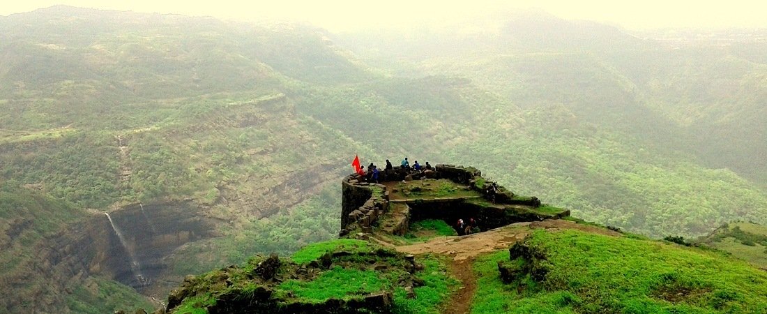 Best Monsoon Destinations in India to Visit in 2025 5 2 Days Trip from Pune | Lonavala - Rajmachi Fort
